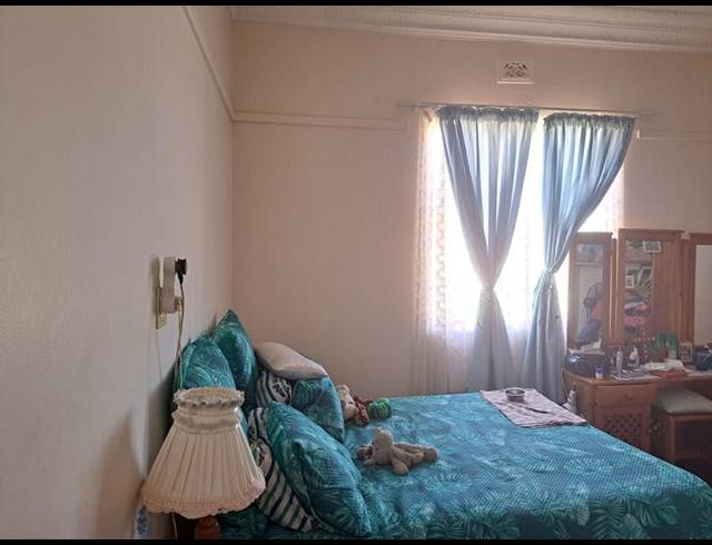 9 BEDROOM CLUSTER FOR SALE IN SELECTION PARK